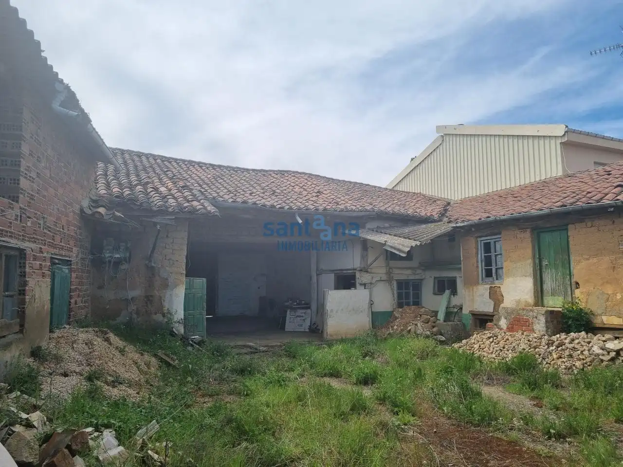 Exterior view of Houses for sale in Vegas del Condado  with Private garden