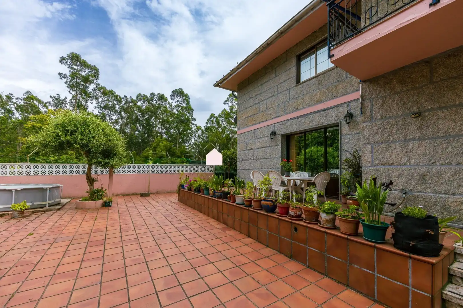 Terraza de Casa o chalet en venta en Gondomar con Calefacción, Jardín privado y Trastero