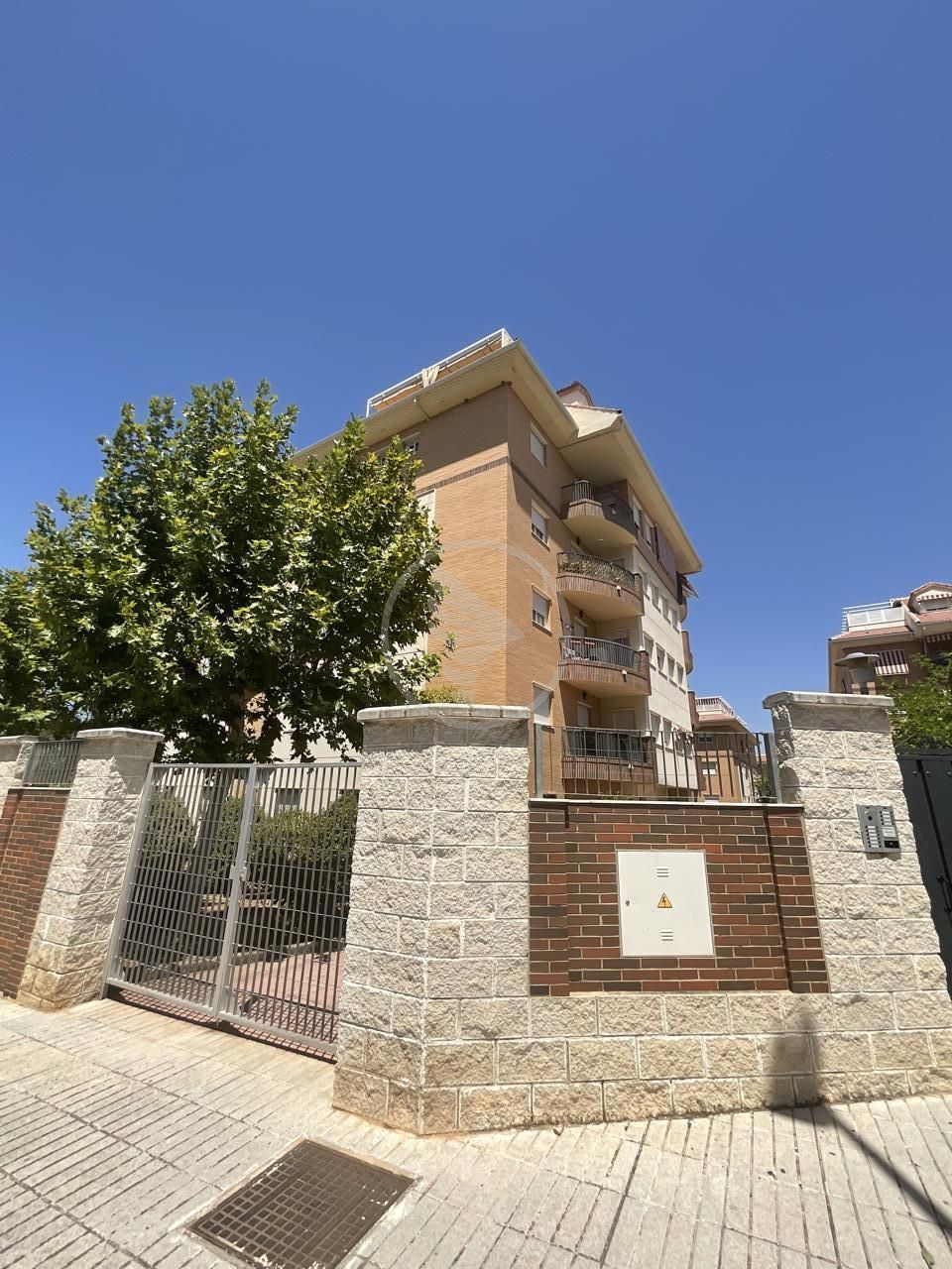 Exterior view of Flat for sale in Linares  with Air Conditioner and Furnished