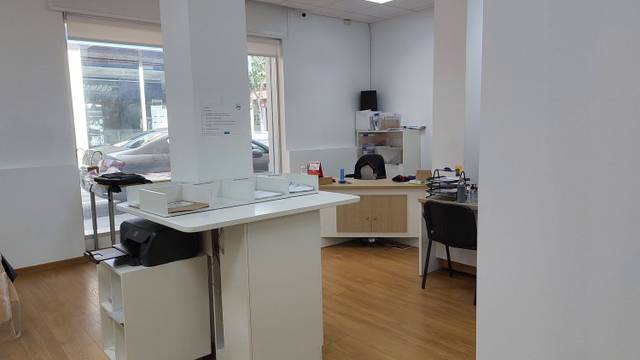 Local comercial en Venta en Avenida de Orihuela, 67 en Florida Baja