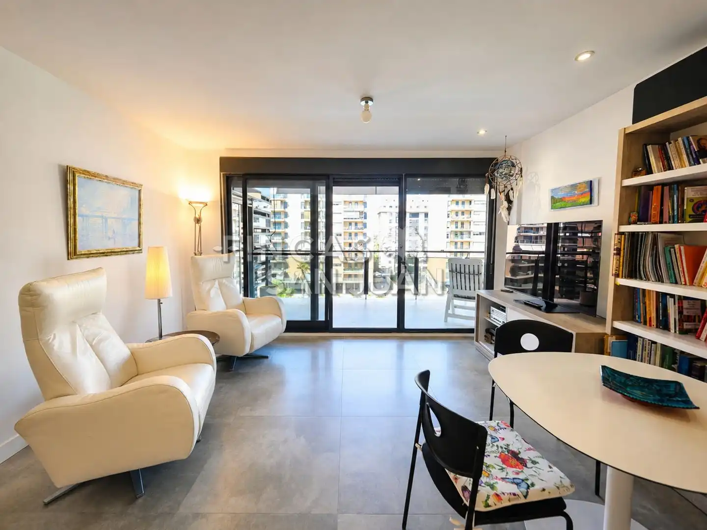 Piso con piscina en venta en Playa de San Juan - El Cabo de las Huertas