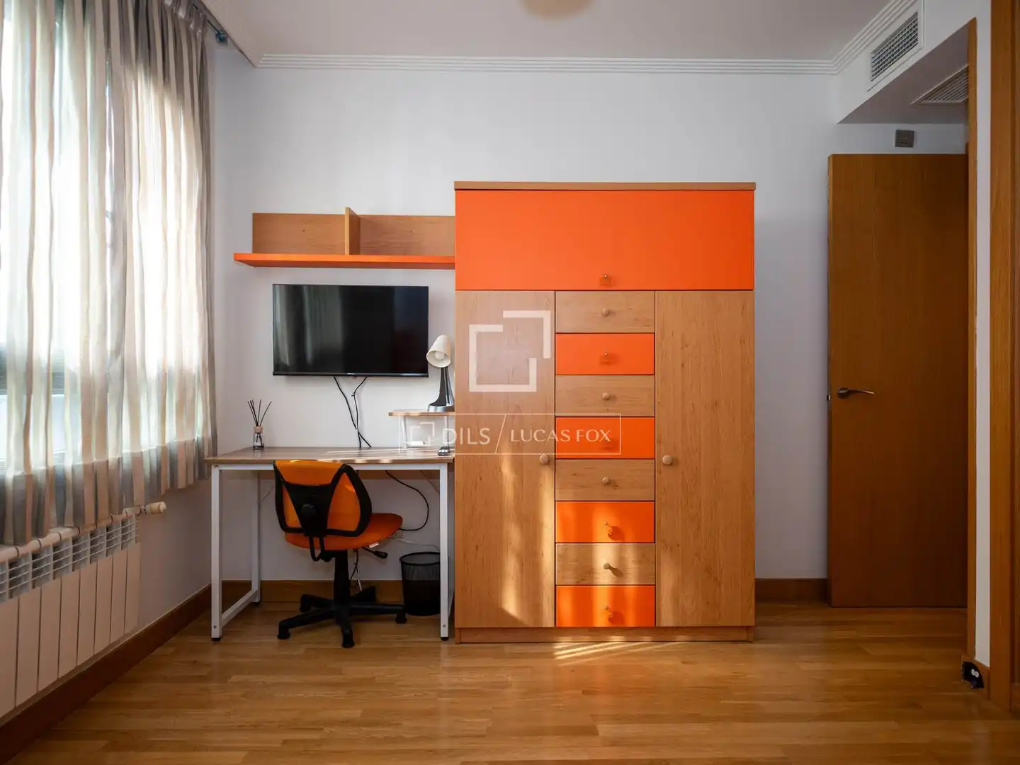 Bedroom of Flat for rent in Madrid  with Air Conditioner, Heating and Private garden
