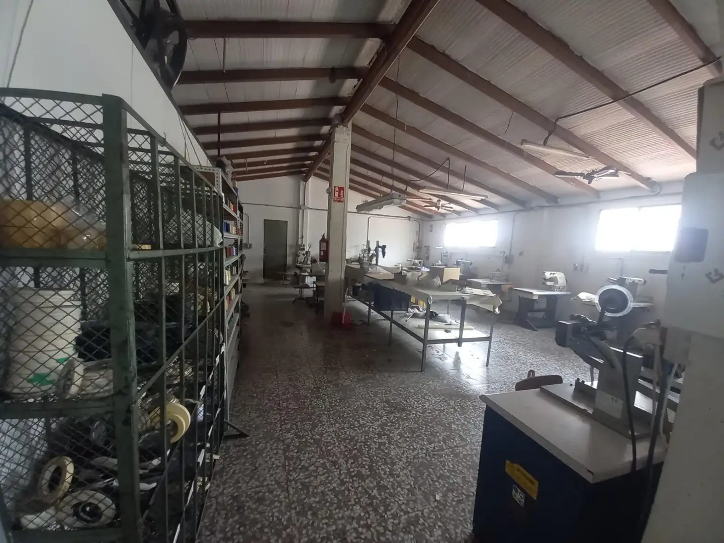 Industrial buildings for rent in Aspe