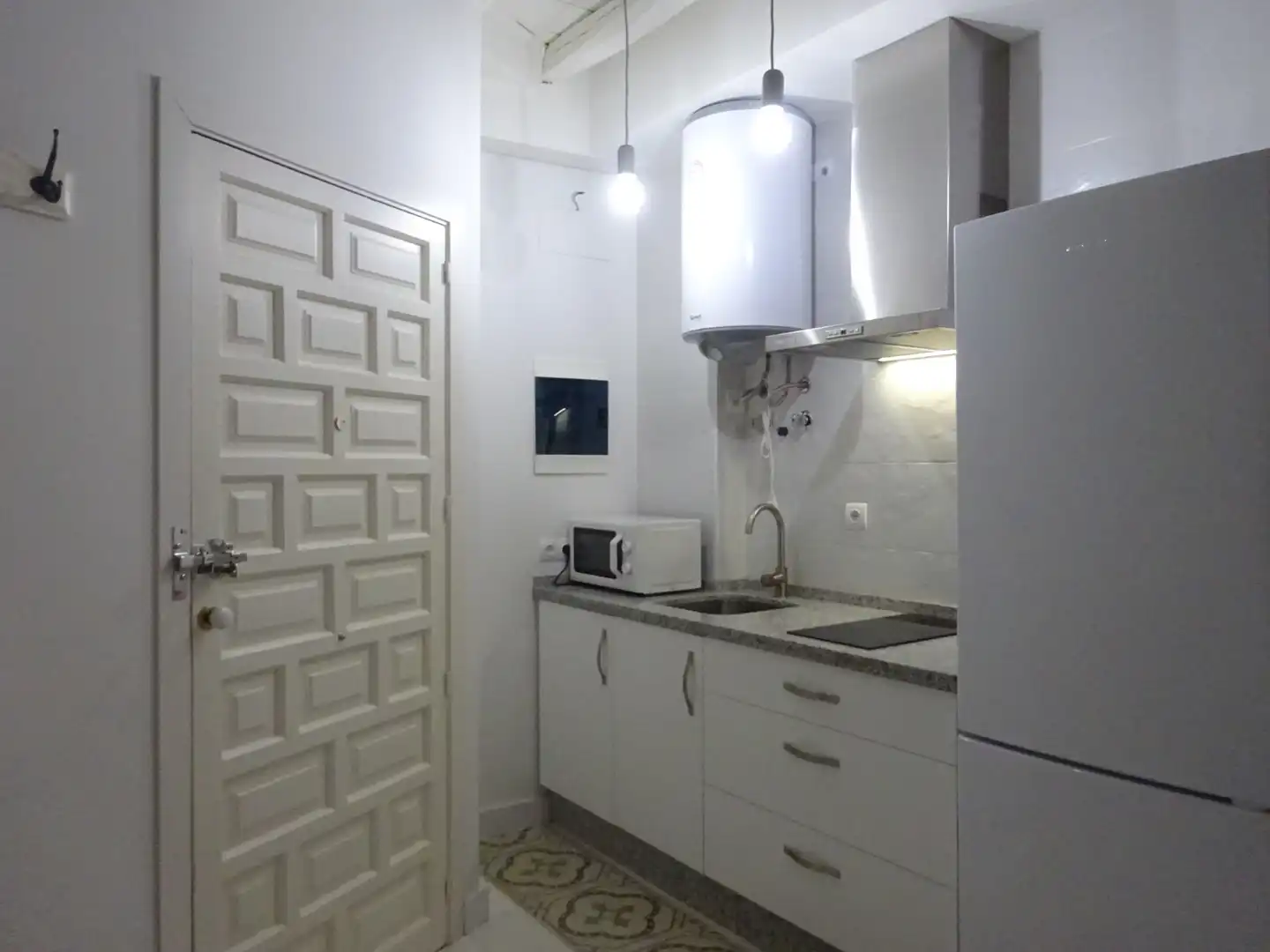 Cocina de Dúplex de alquiler en Sevilla con Aire acondicionado, Calefacción y Amueblado
