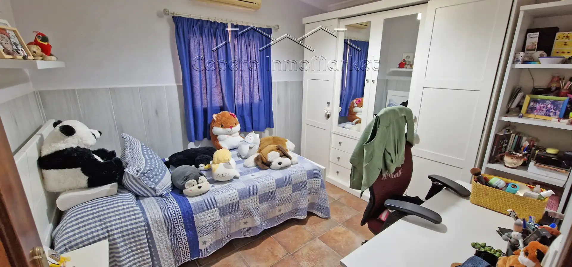Dormitori de Casa o xalet en venda en El Puerto de Santa María amb Aire condicionat, Jardí privat i Piscina
