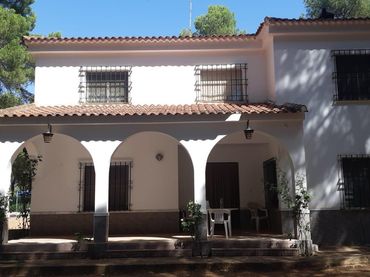 Villa avec balcon à vendre à Pedanías - Extrarradio