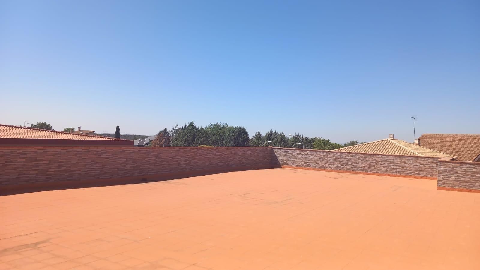 Local de alquiler en  GU-193