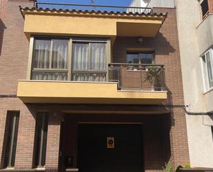 Exterior view of House or chalet for sale in El Vendrell  with Air Conditioner, Heating and Terrace