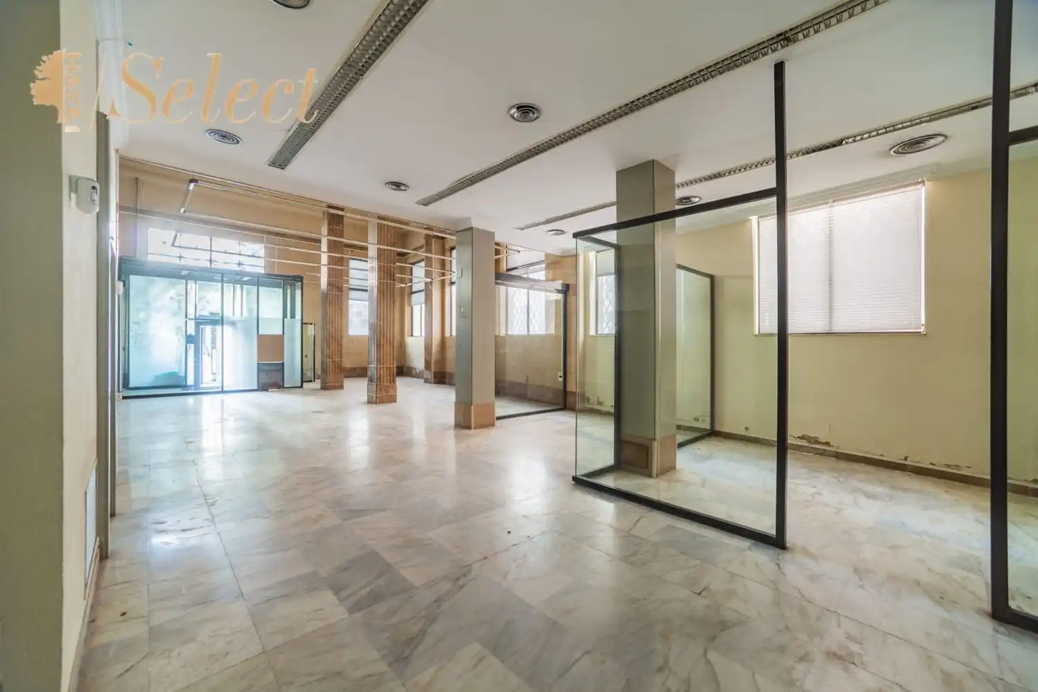 Local en venta en Valencia con Aire acondicionado