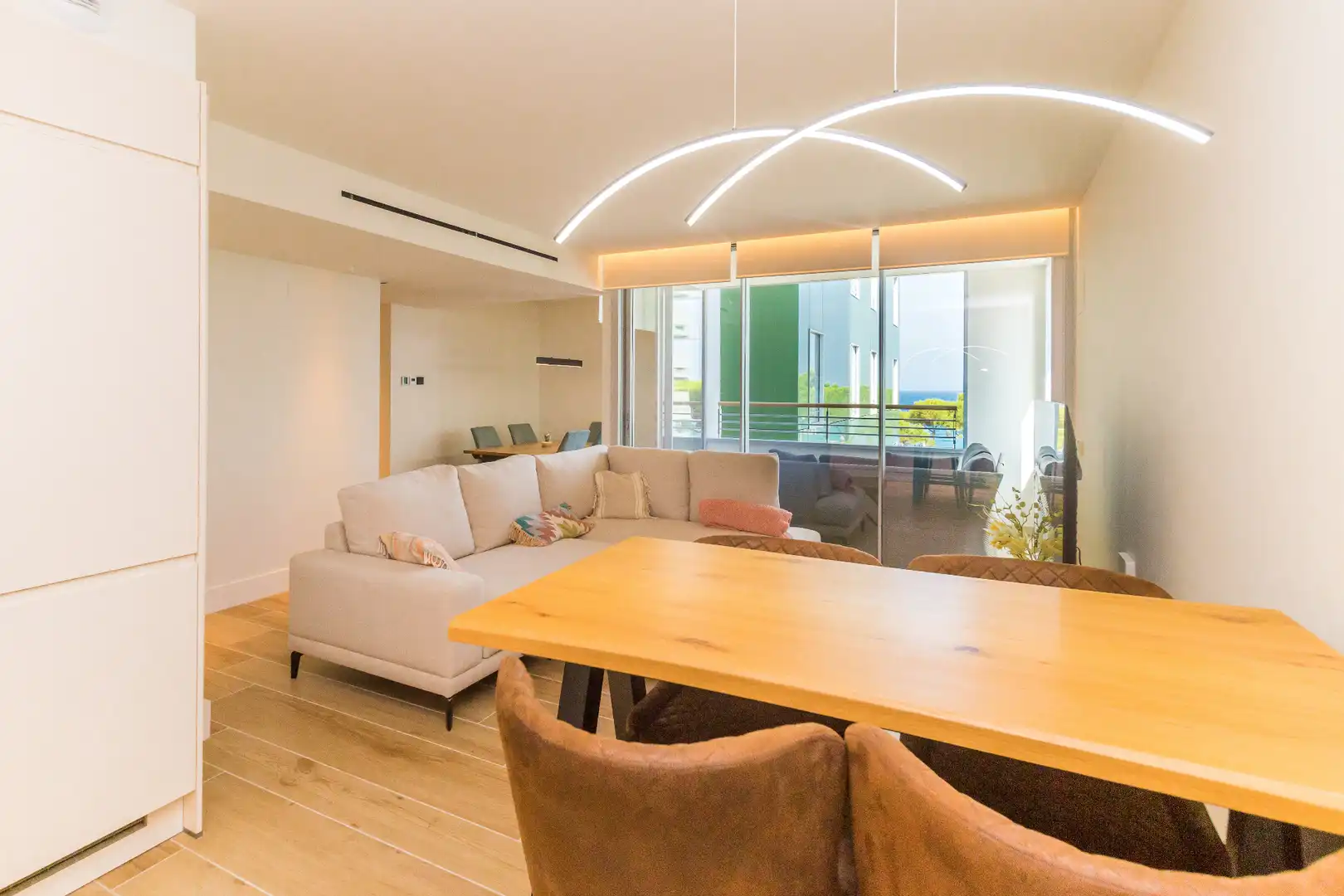 Sala de estar de Apartamento en venta en Castell d'Aro, Platja d'Aro i s'Agaró con Aire acondicionado, Terraza y Amueblado