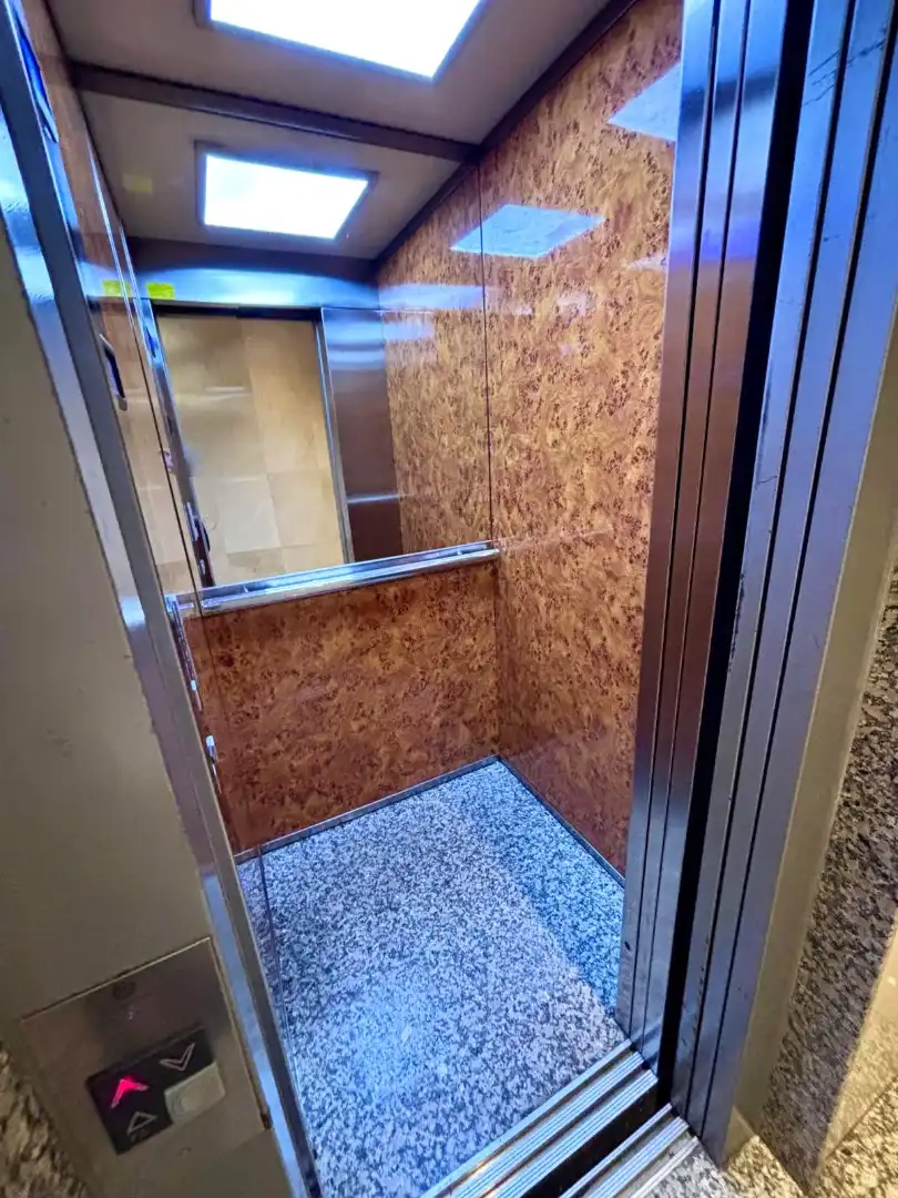Piso en venta en Gijón  con Calefacción, Parquet y Amueblado