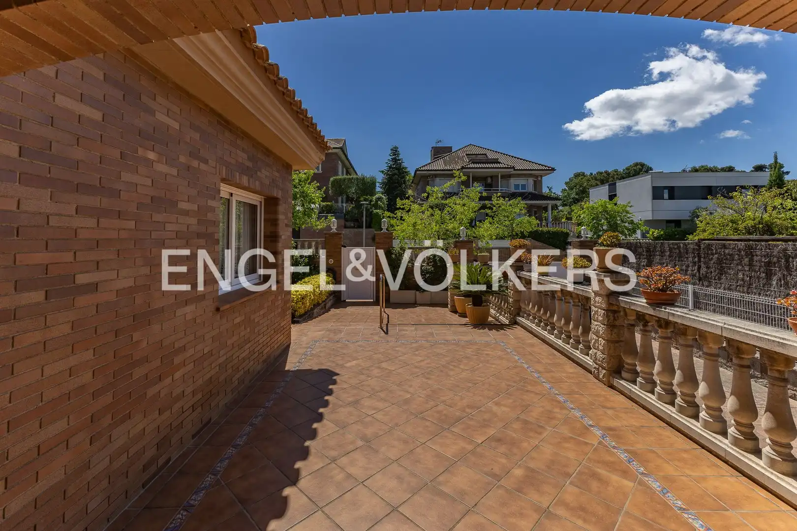 Terraza de Casa o chalet en venta en Molins de Rei con Aire acondicionado, Calefacción y Jardín privado