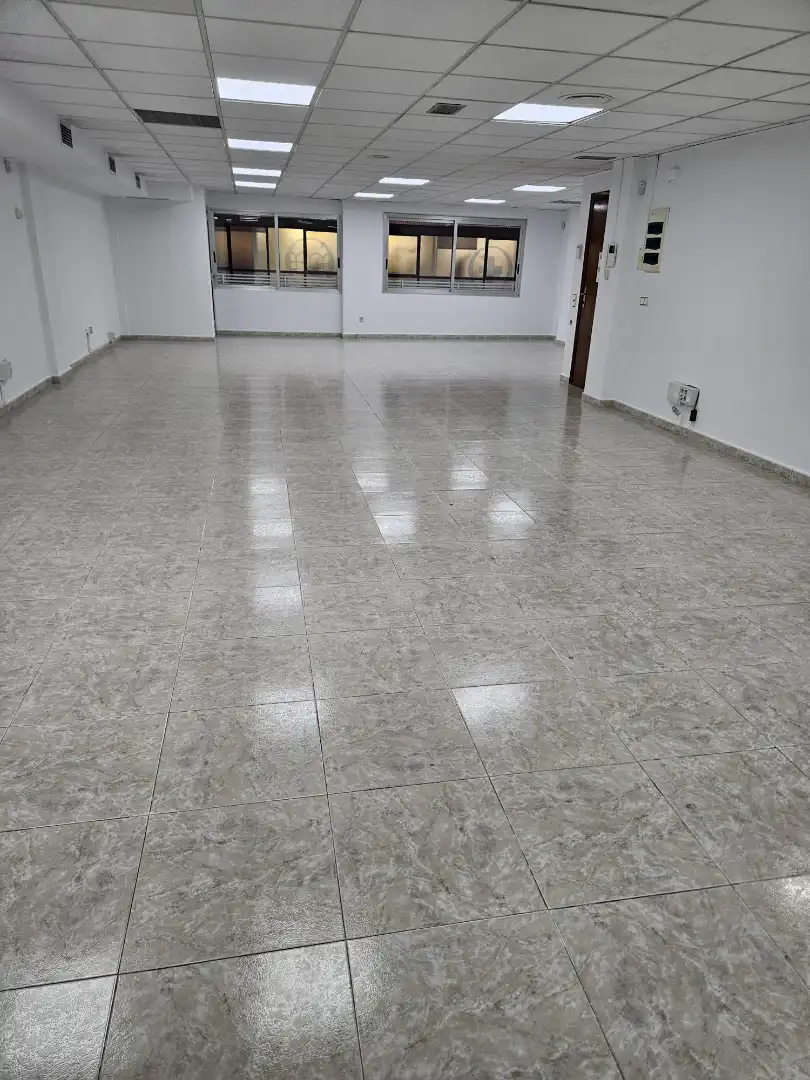 Büro zur Miete in Alicante / Alacant mit Klimaanlage und Heizung