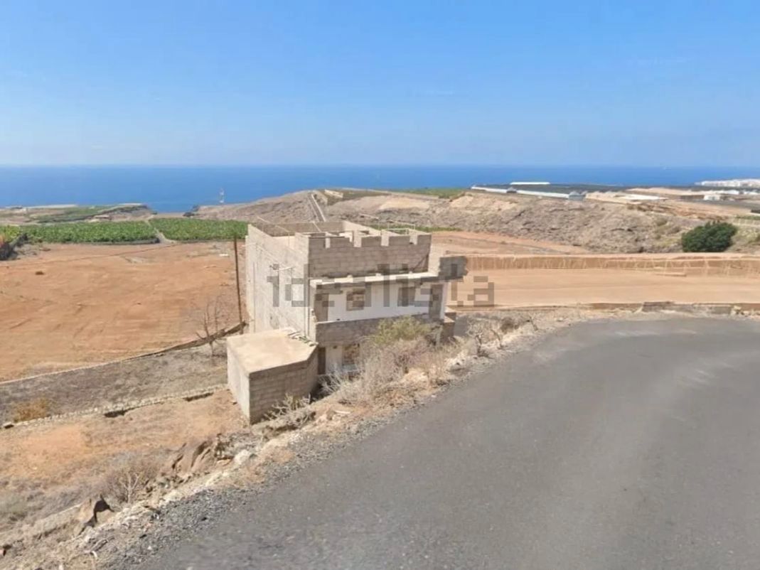 Land for sale in Adeje