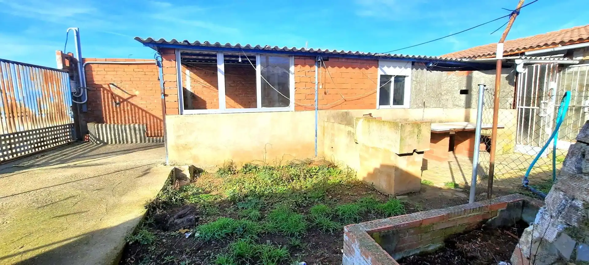 Casa o xalet en venda en San Pedro Bercianos amb Calefacció