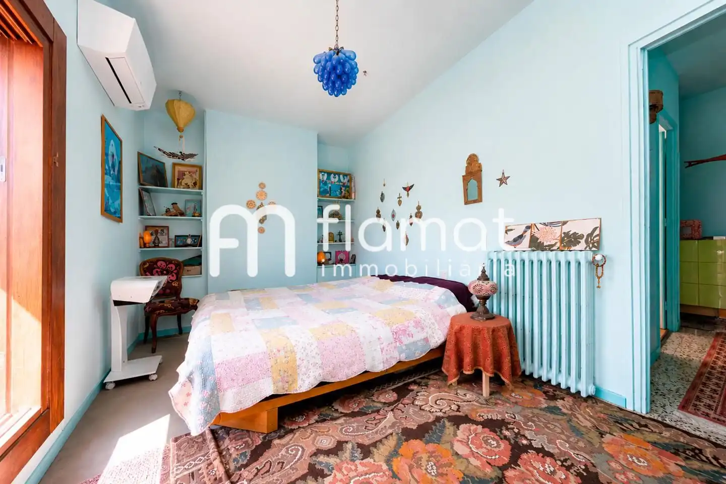 Bedroom of Attic for sale in Barcelona  with Air Conditioner, Terrace and Furnished