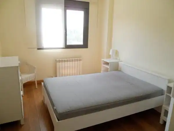 Flat for rent in Calle Emir, 13, Parque Lagos