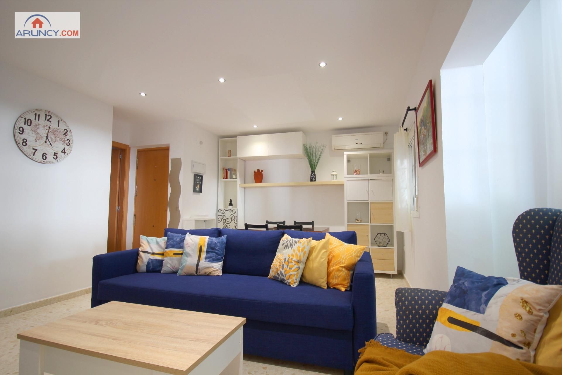 Living room of Flat for sale in  Sevilla Capital  with Air Conditioner