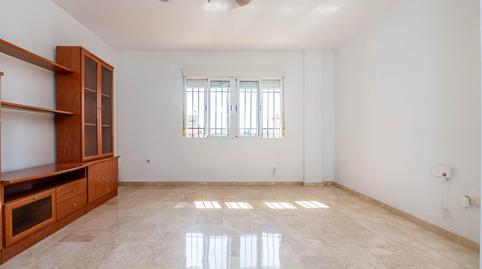 Foto 4 de Piso en venta en Calle Doctor Jimenez Rueda, Atarfe, Granada