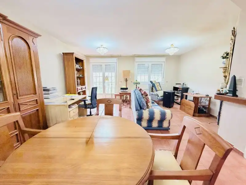 Detached homes for sale in Los Ángeles de San Rafael