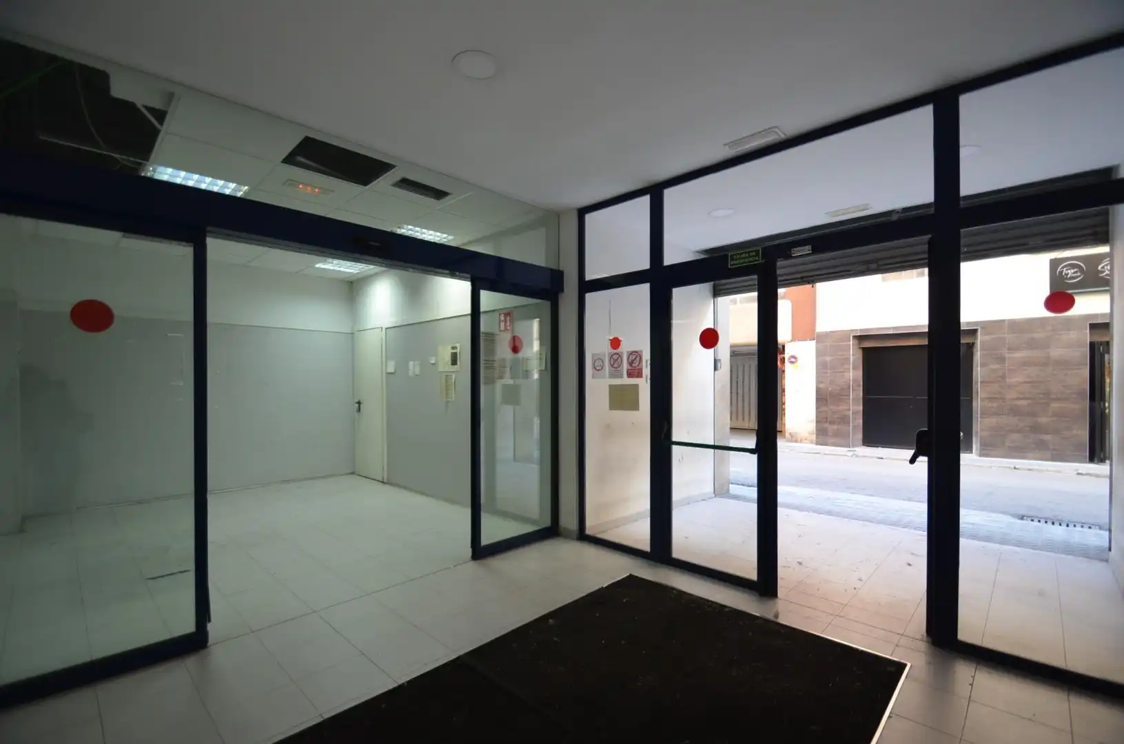 Locale commerciale in affitto a Calle Vapor 19, imagen 3