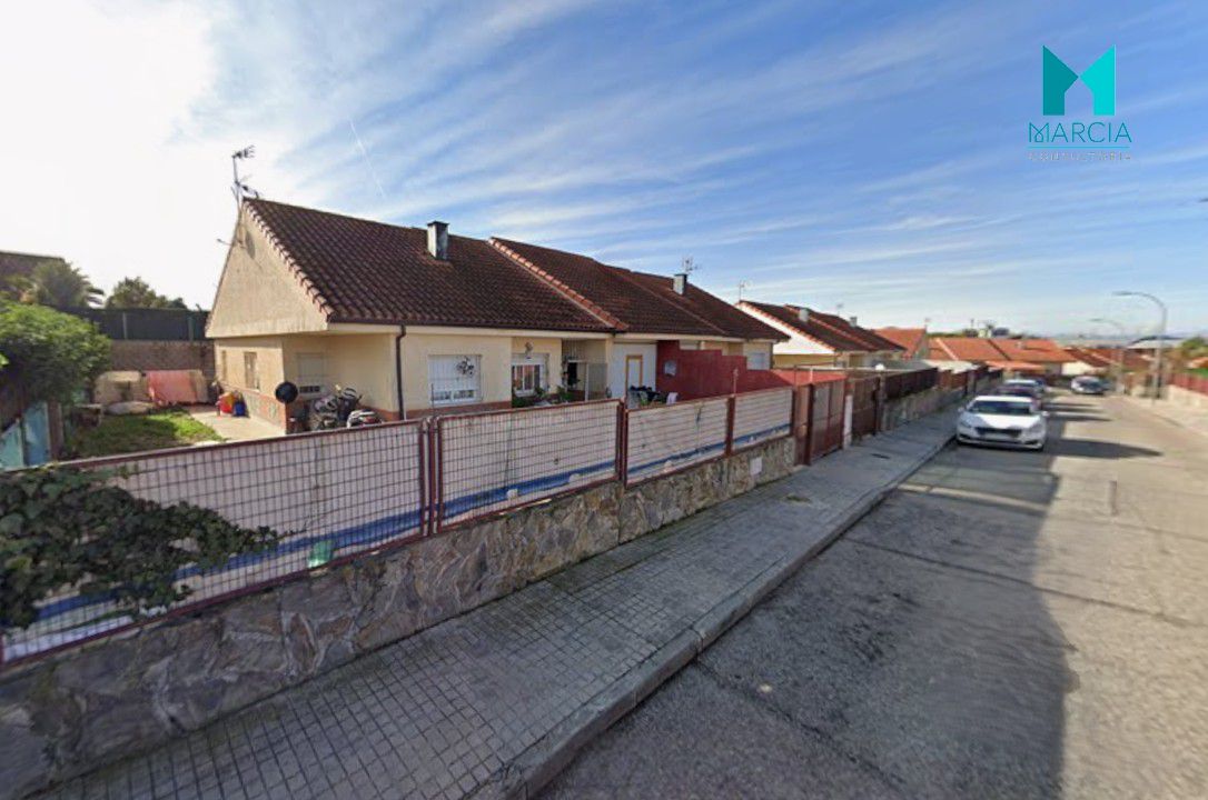 Vista exterior de Casa o chalet en venta en Novés con Terraza