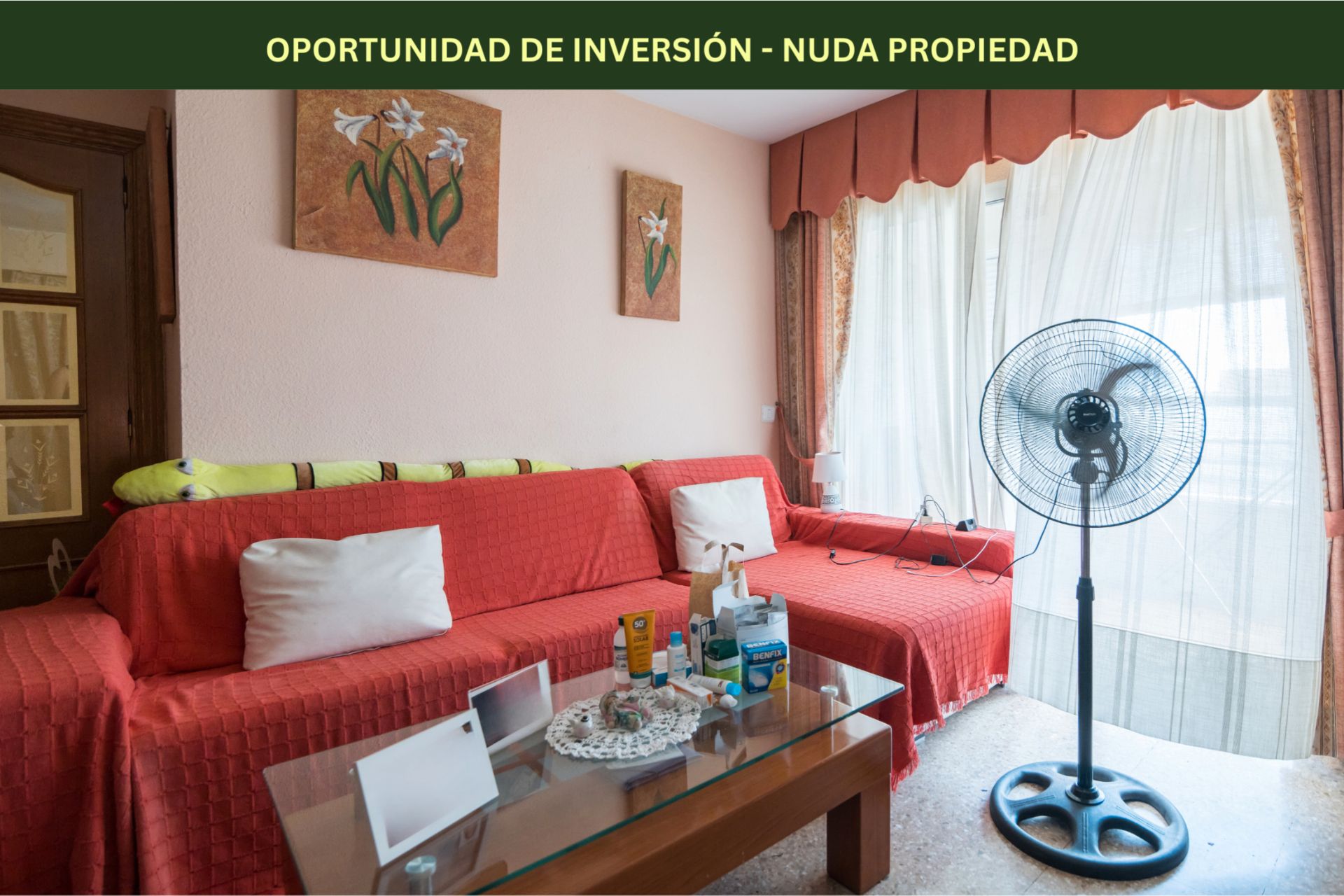 Bedroom of Flat for sale in  Valencia Capital  with Air Conditioner, Storage room and Furnished