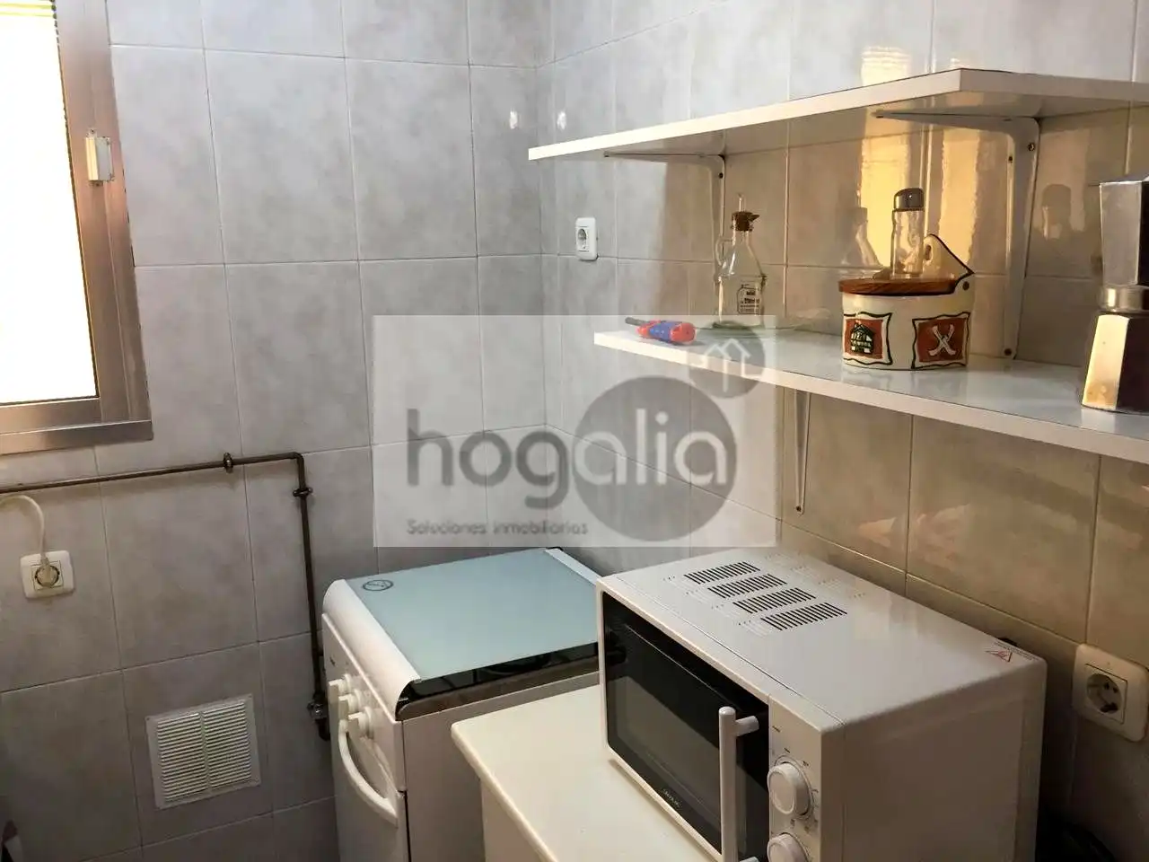 Cocina de Planta baja de alquiler en Sevilla con Amueblado