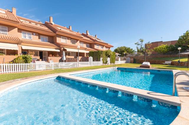 Casa adosada en Venta en Ciudad Jardín