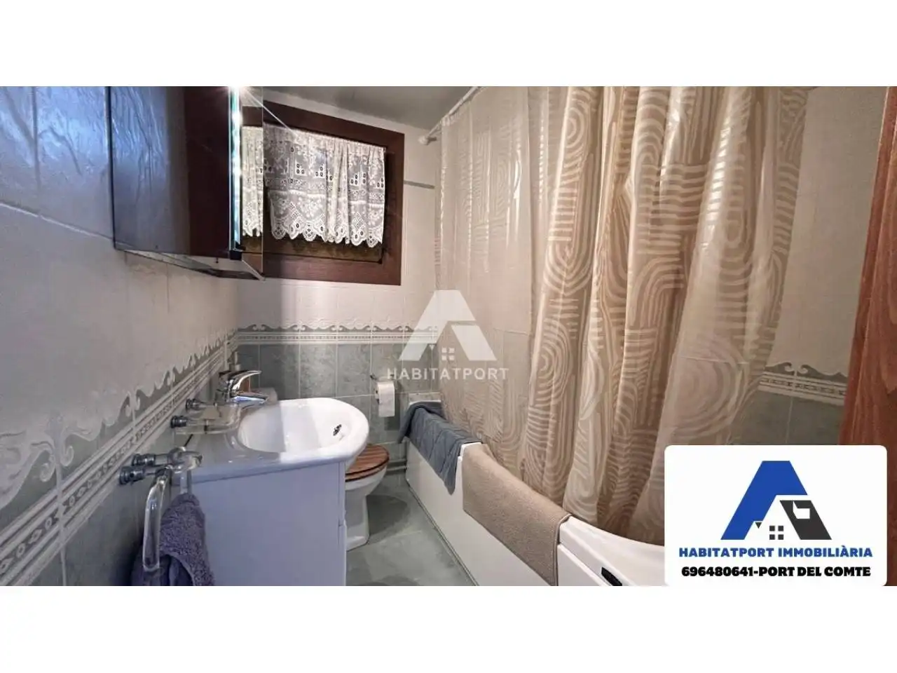 Bathroom of Apartments for sale in La Coma i la Pedra  with Furnished