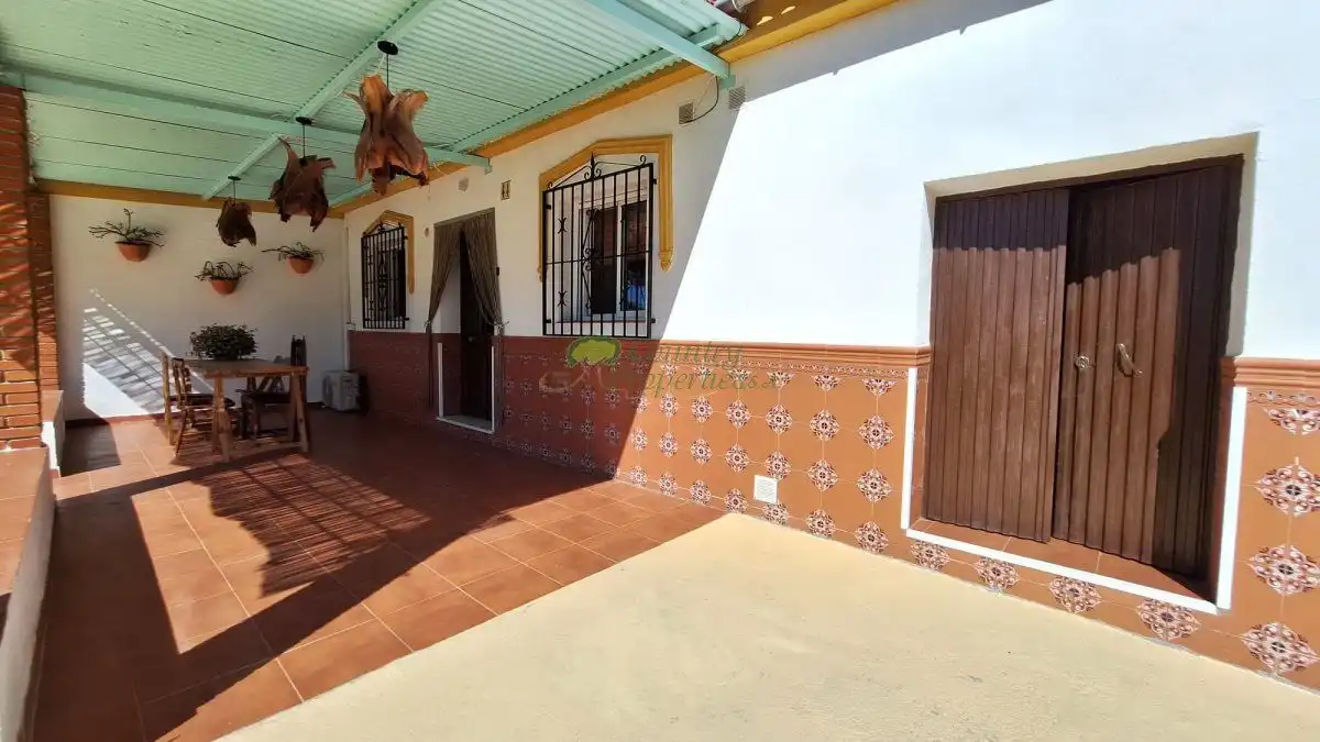 Terraza de Finca rústica en venta en Vélez-Málaga con Aire acondicionado, Jardín privado y Terraza