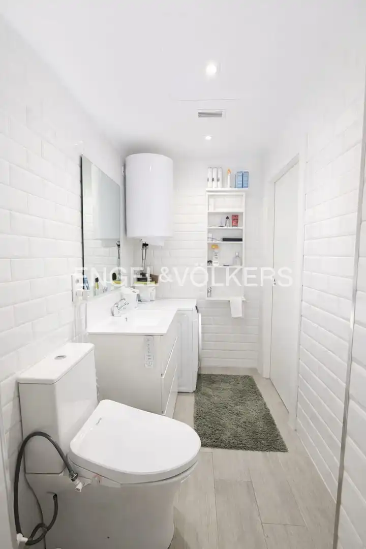 Badezimmer von Wohnung zum Verkauf in Fuenlabrada mit Klimaanlage, Heizung und Möbliert
