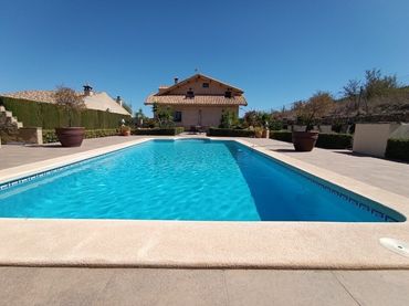 Casa amb piscina en venda a Hondón de los Frailes