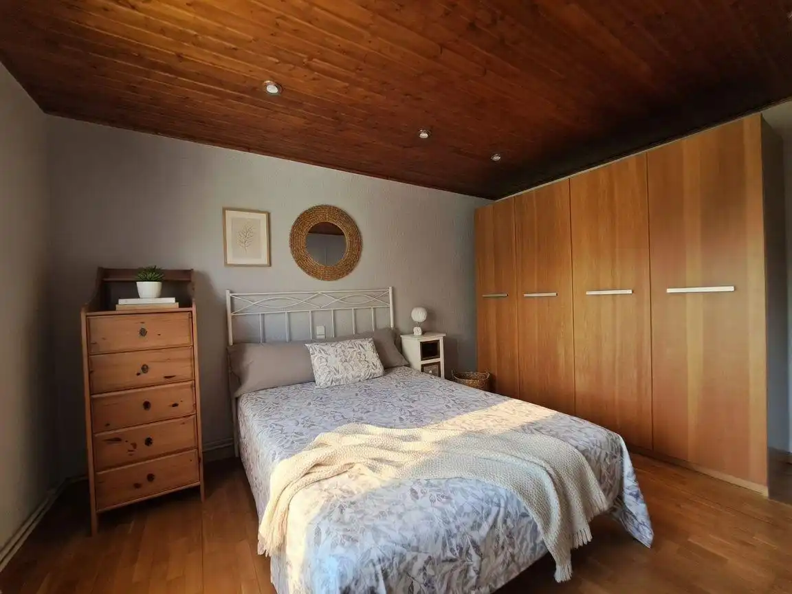 Habitación de Casa o chalet en venta en Els Hostalets de Pierola con Calefacción, Jardín privado y Trastero