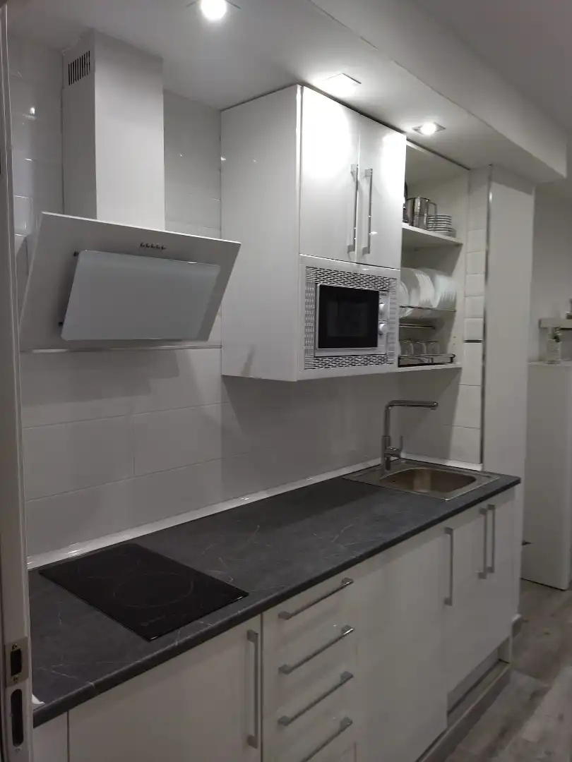 Cocina de Apartamento en venta en Torremolinos con Aire acondicionado, Calefacción y Jardín privado