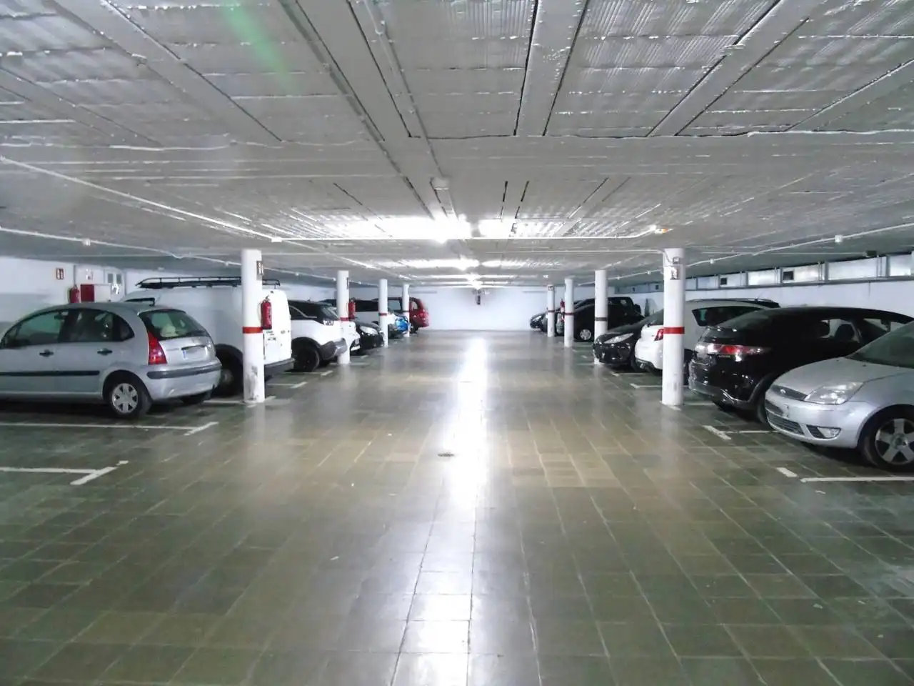 Parkplatz zum Verkauf in Estadi - Santa Anna