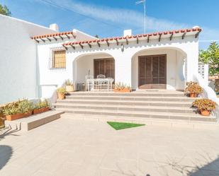 Exterior view of House or chalet for sale in Orihuela  with Private garden, Terrace and Storage room