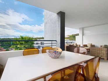 Apartament amb piscina en venda a Plaza de A.Galiano 3