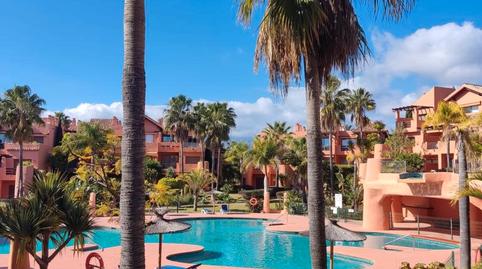 Foto 2 de Piso de alquiler en Camino de la Boladilla, La Concha - Resina Golf, Estepona