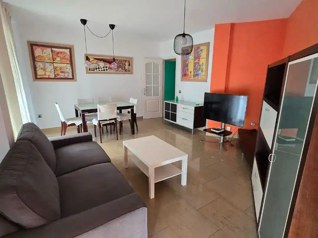 Wohnzimmer von Wohnung zur Miete in Tarifa