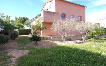 Jardí de Casa o xalet en venda en Sils amb Terrassa