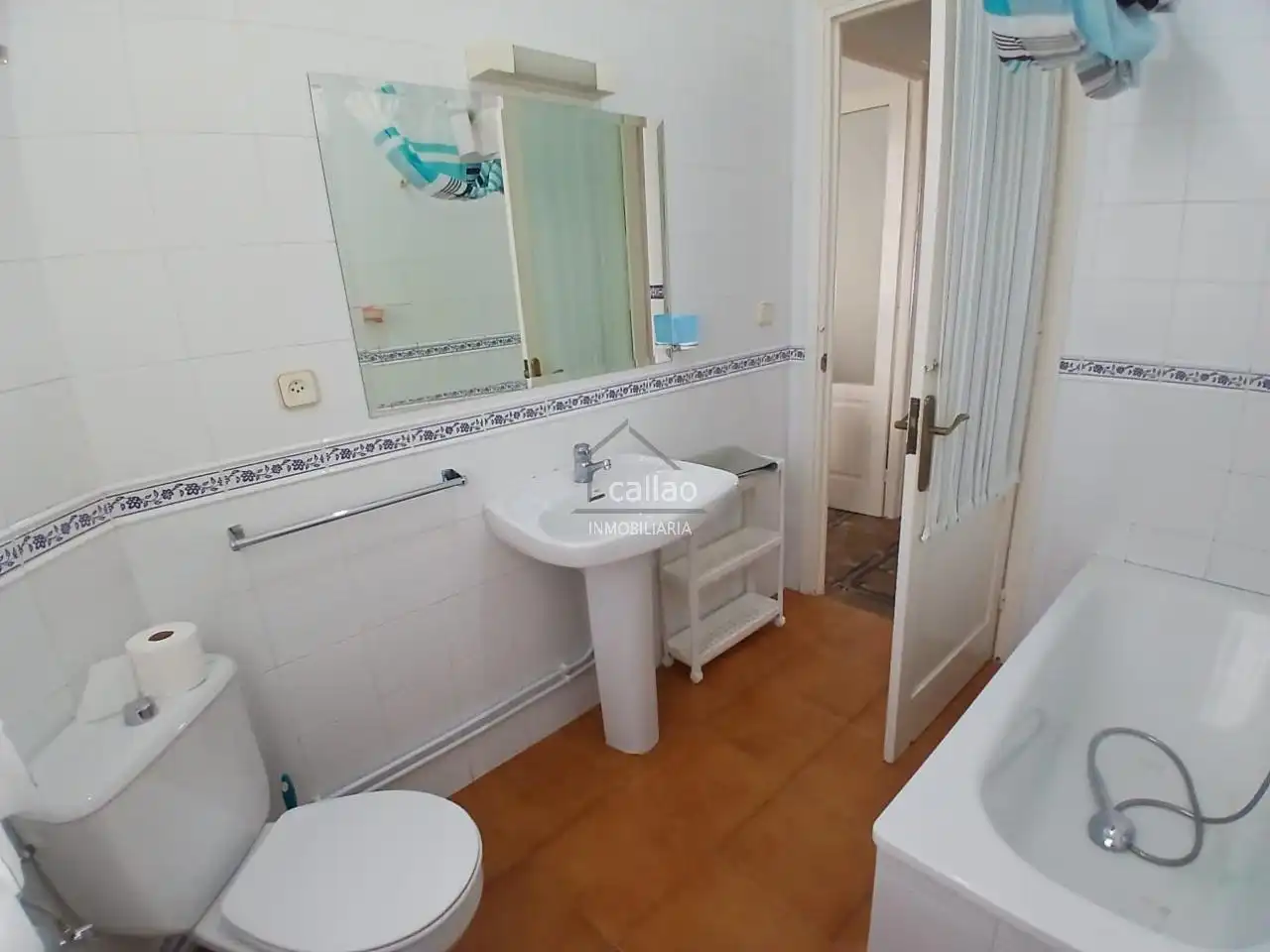 Baño de Piso de alquiler en Ferrol con Calefacción y Amueblado