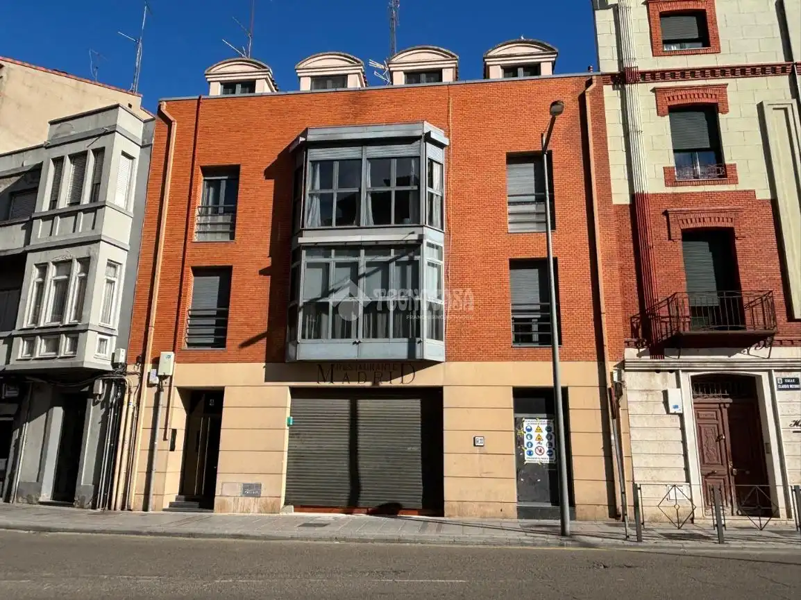 Flat with lift for sale in Medina del Campo, imagen 3