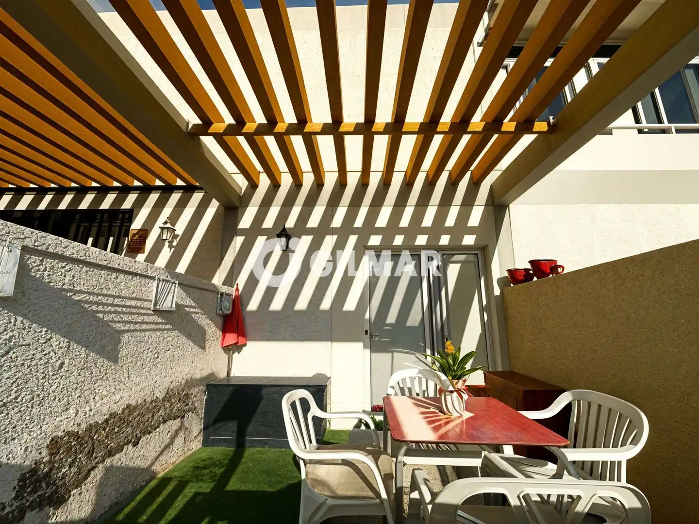 Terraza de Estudio en venta en Arona con Jardín privado, Piscina y Balcón