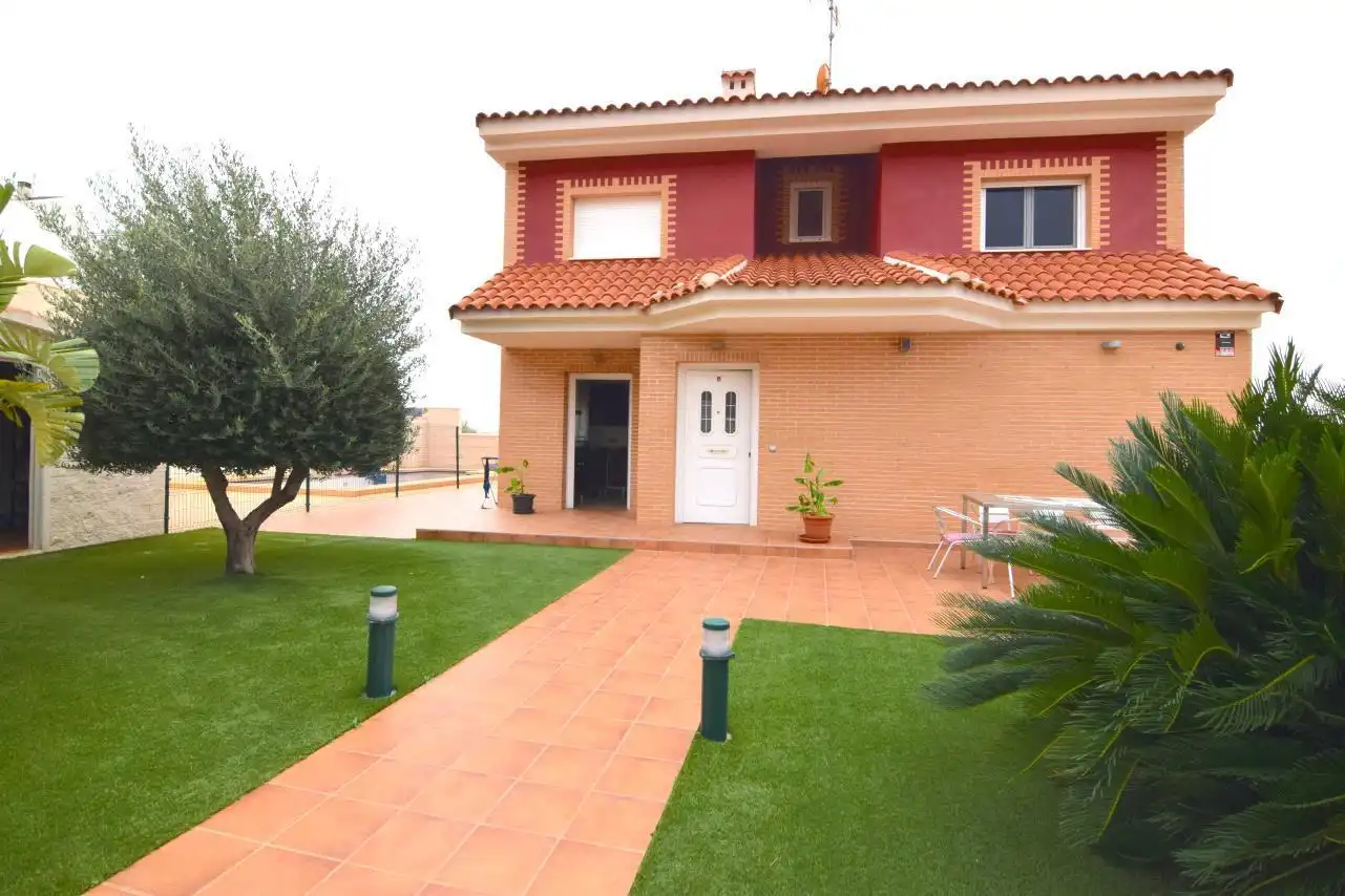 Xalet amb piscina en venda a Finestrat Pueblo, imagen 2