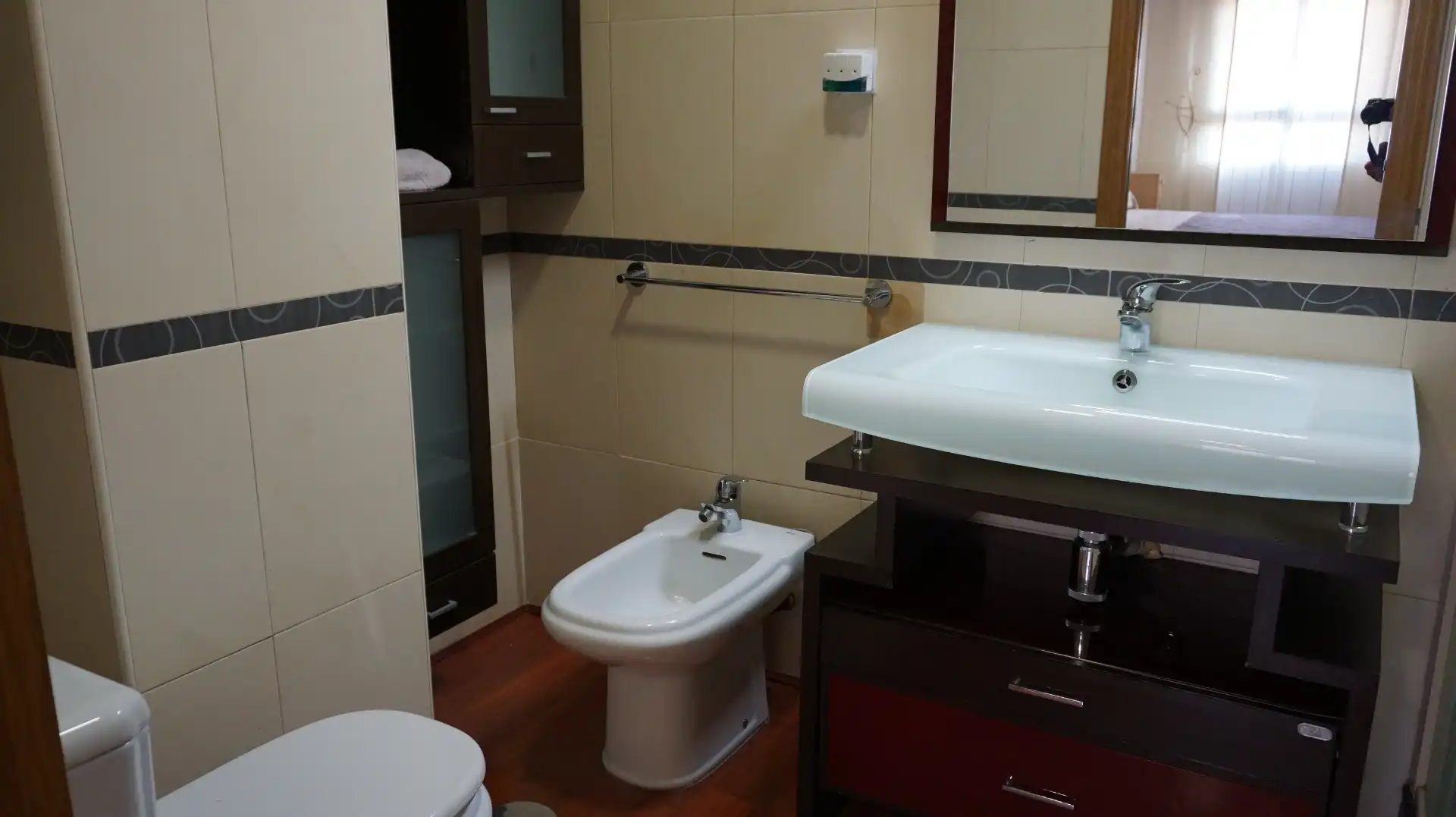 Baño de Piso en venta en Cartagena con Aire acondicionado, Amueblado y Lavadora