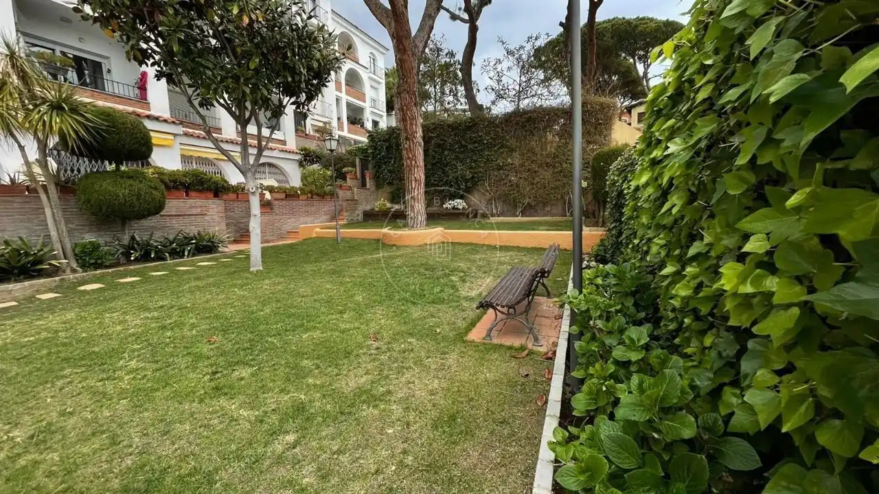 Appartamento con piscina in vendita a Fenals, imagen 24