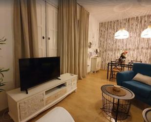Living room of Flat to rent in  Valencia Capital  with Air Conditioner, Heating and Parquet flooring
