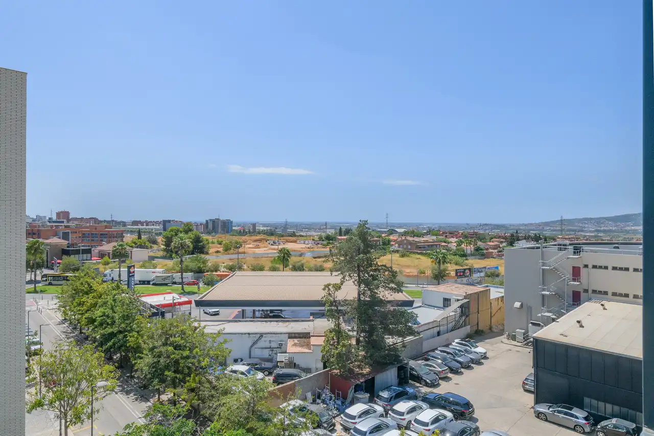 Parking de Oficina de alquiler en Sant Just Desvern con Aire acondicionado, Calefacción y Alarma