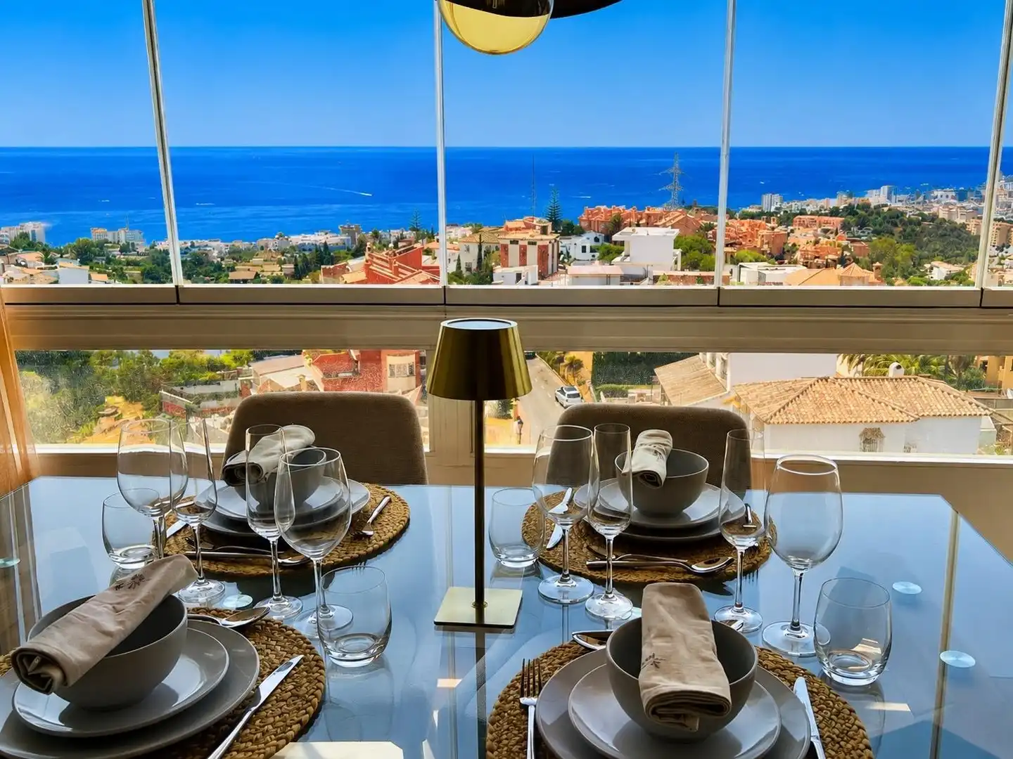 Menjador de Apartament en venda en Fuengirola amb Aire condicionat, Calefacció i Terrassa